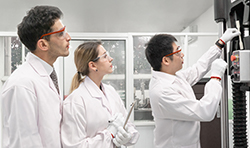 Inovasi - Driven Industri-Leading